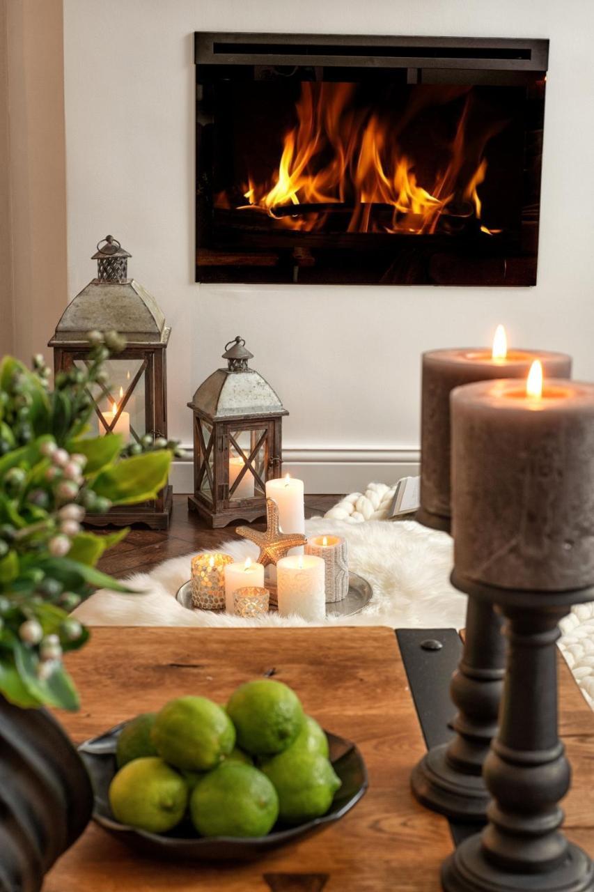 Scandinavian Style Of Lux Apartments In Lviv Ngoại thất bức ảnh